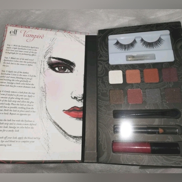Lot of 3 e.l.f Cosmetics Beauty Books Vampire, Wicked, & Diva - Picture 3 of 10